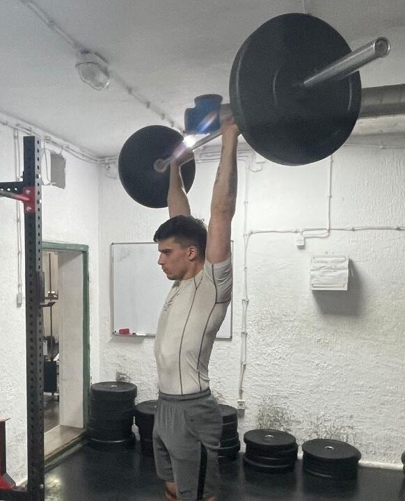 Vanja doing Military Press Vanja doing Military Press